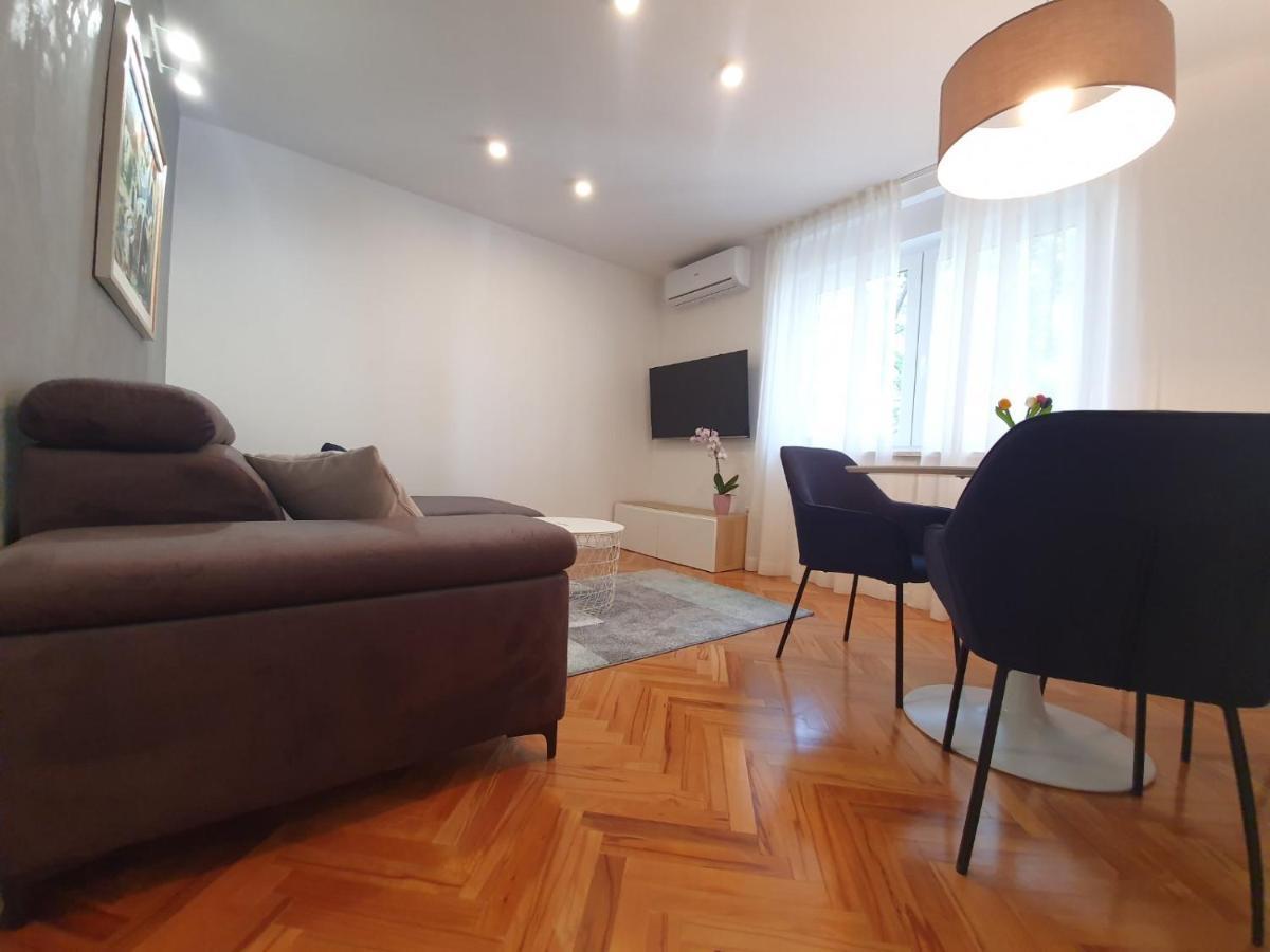 Paola Apartment Rijeka Luaran gambar
